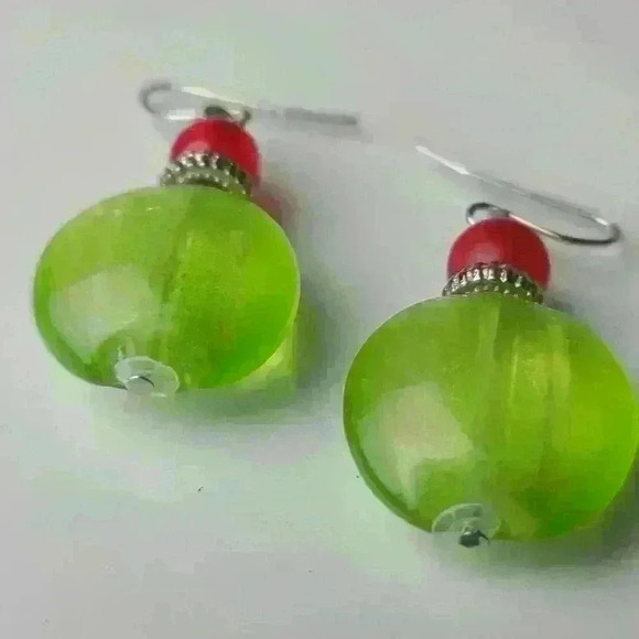 Vintage green red earrings bundle of 2 - Picture 6 of 14